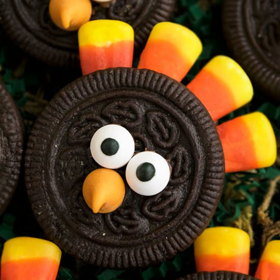 Easy Oreo Turkey Cookies - Recipe photo by Cakewhiz