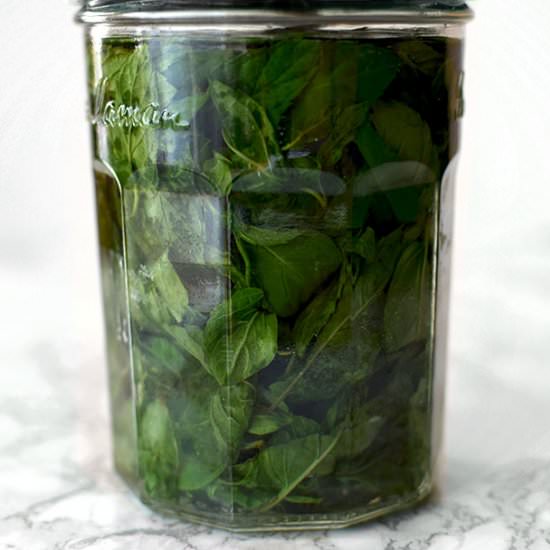 Homemade Mint Extract - Recipe photo by The Taste of Kosher
