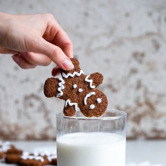 Paleo Gluten Free Gingerbread Men - Recipe photo by foodfaithfitness