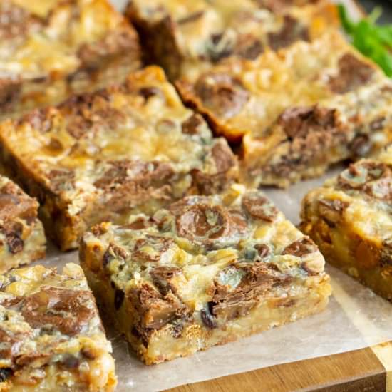 Pecan Shortbread Toffee&Rolo Bars - Recipe photo by CallMePMc