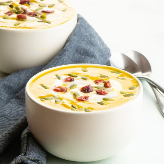 Vegan Butternut Squash Soup - Recipe photo by NamelyMarly