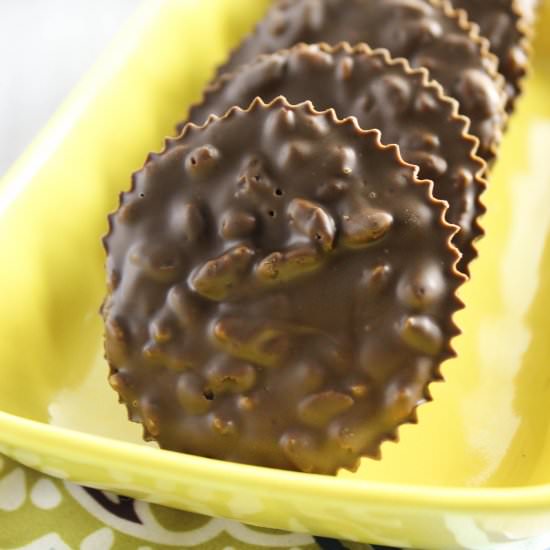 5-Minute Vegan Chocolate Crunch Cup - Recipe photo by bakingyouhappier