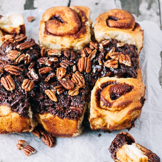 Vegan Pecan Pie Cinnamon Rolls - Recipe photo by myvibrantkitchen