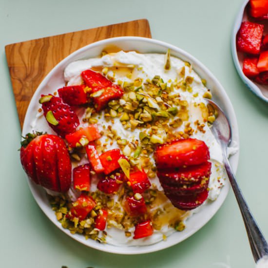 Pistachio Labneh Bowl - Recipe photo by by gabriella