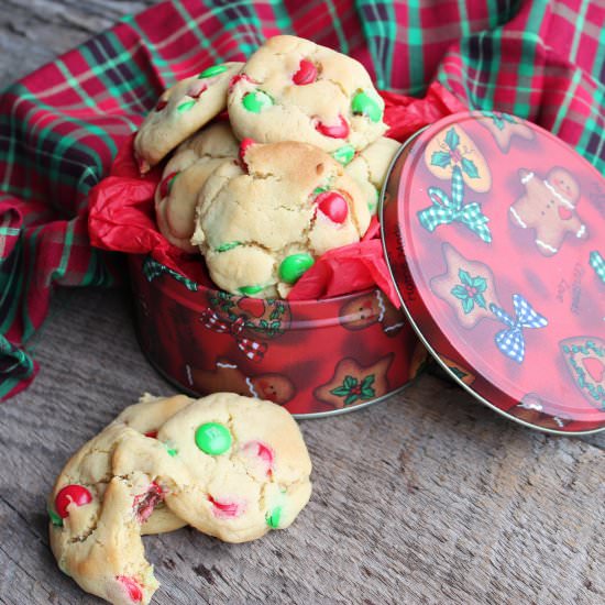 Easy M&M Christmas Cookies - Recipe photo by thespeedyspatula
