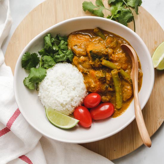 Vegan Pumpkin Curry (with coffee!) - Recipe photo by okonomi kitchen