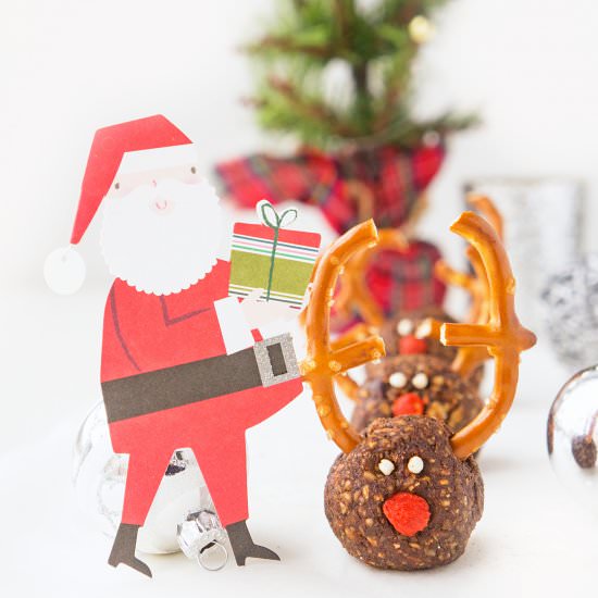 No-Bake Reindeer Energy Bites - Recipe photo by Hauteandhealthy
