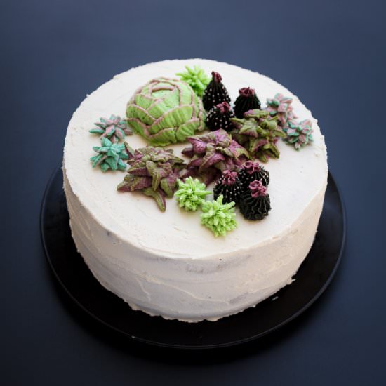 Banana Peanut Butter Succulent Cake - Recipe photo by vegandollhouse