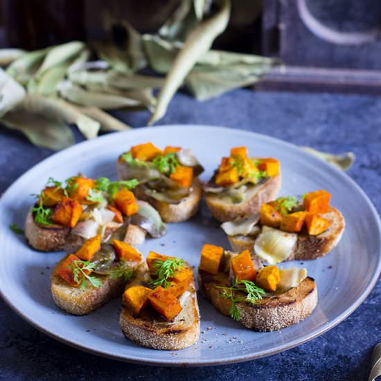 Butternut Squash Bruschetta - Recipe photo by onetsp