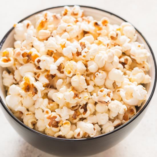 Instant Pot Popcorn (+3 flavor idea - Recipe photo by currytrail