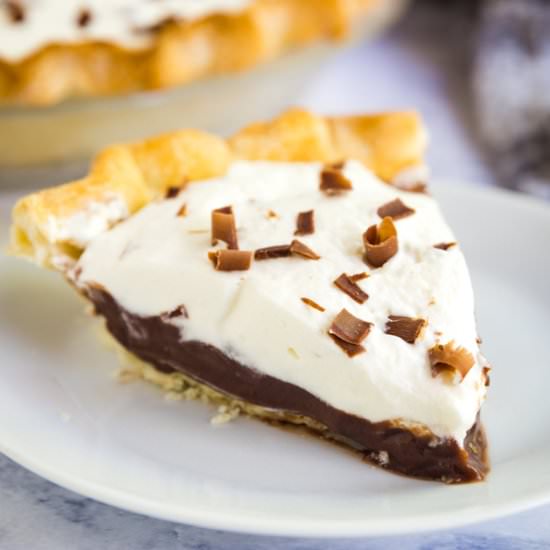 Easy Chocolate Cream Pie - Recipe photo by Thelifejolie