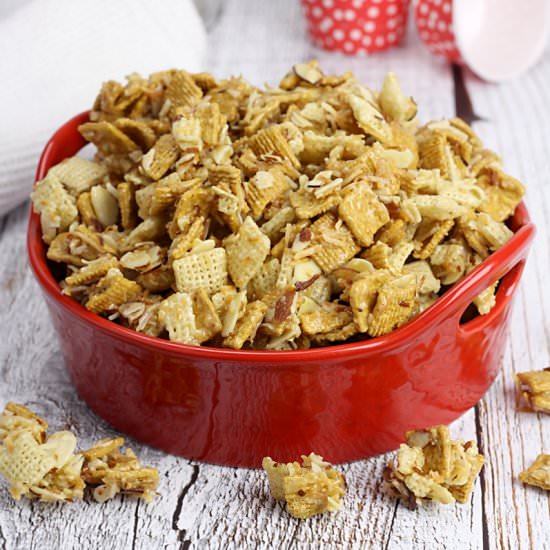 Sweet Holiday Chex Mix - Recipe photo by TheToastyKitchen