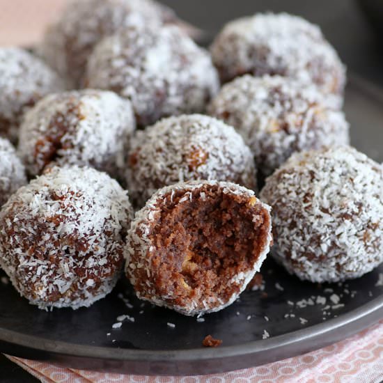 Soft Chocolate Bites - Recipe photo by lilcookieblog