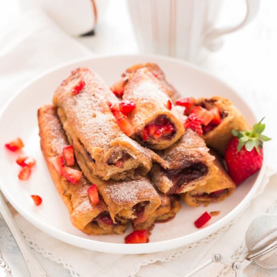 Nutella Strawberry French Toast Rol - Recipe photo by currytrail