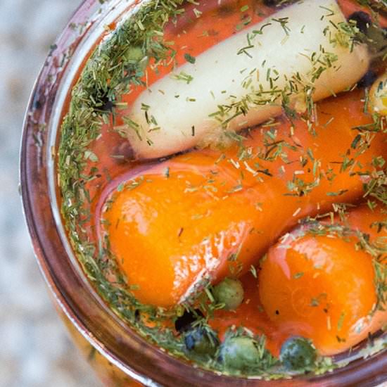 Pickled Dill Carrots - Recipe photo by Homemadeforelle