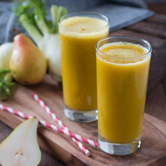 Healthy Fennel And Pear Smoothie - Recipe photo by thehealthytart
