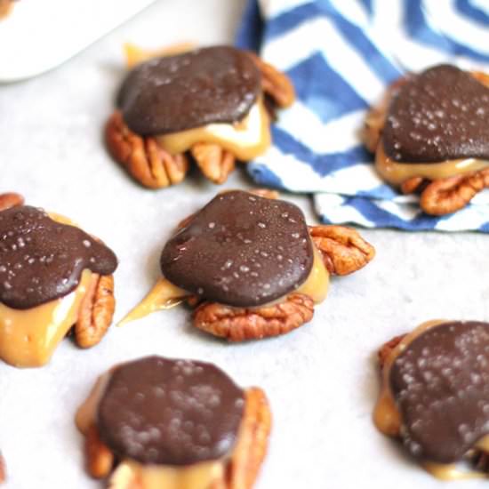 Easy Homemade Turtles - Recipe photo by suebeehomemaker