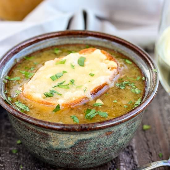 Easy French Onion Soup - Recipe photo by lisasdinnertimedish