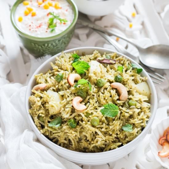 Mint Pulao (Mint Flavored Rice) - Recipe photo by currytrail