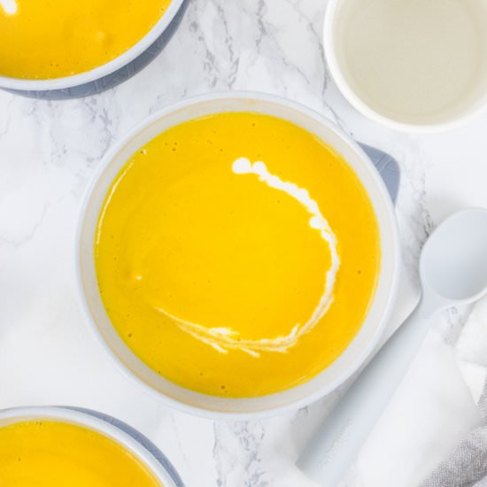 Creamy Vegan Carrot Soup - Recipe photo by eatingbyelaine