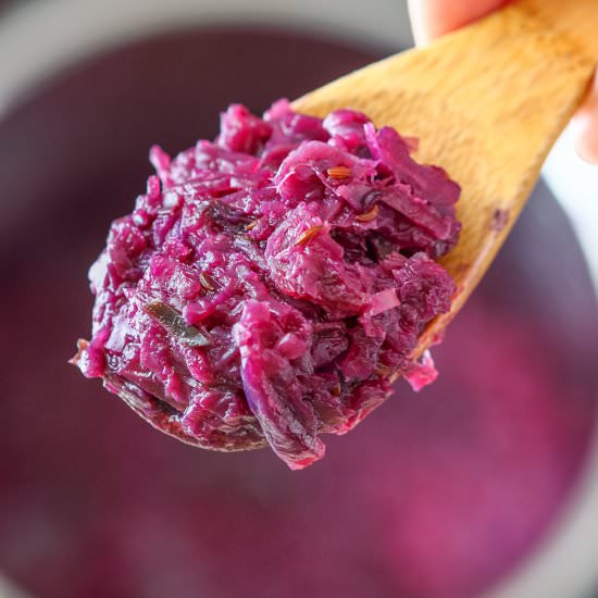 instant pot braised red cabbage - Recipe photo by Happy Foods Tube