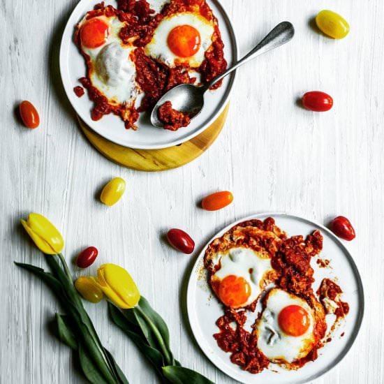 Eggs with tomato sauce - Recipe photo by PenelopeCooks
