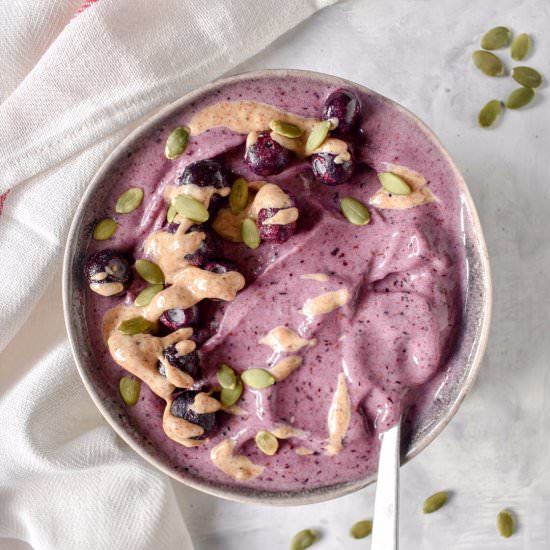 Blueberry Smoothie Bowl - Recipe photo by Shivani Loves Food