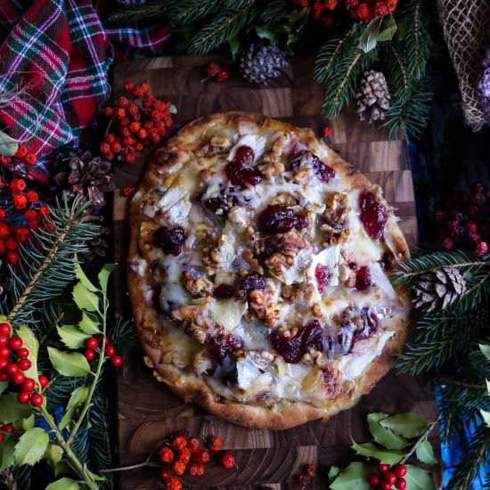 Turkey Cranberry Brie Flatbread - Recipe photo by havocinthekitchen