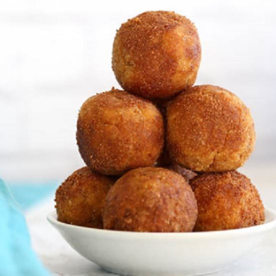 Pumpkin PieTruffles - Recipe photo by veganprovider