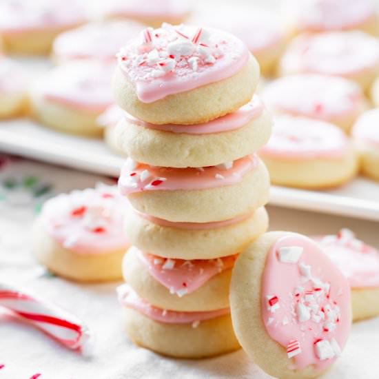 Peppermint Meltaways - Recipe photo by Savingroomfordessert