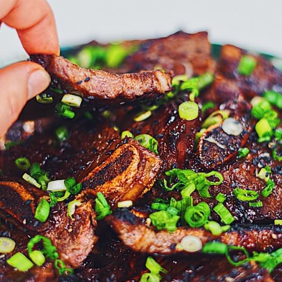 How to Make LA Galbi (Korean Ribs) - Recipe photo by wavingtrees_kitchen