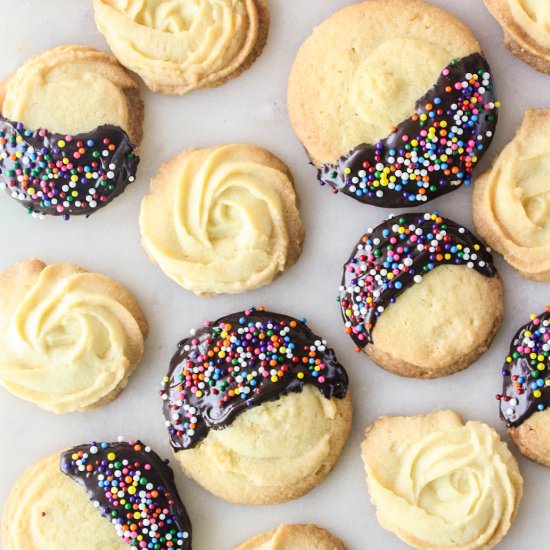 Butter Cookies - Recipe photo by The Desserted Girl