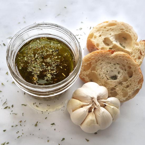 Garlic Dipping Oil - Recipe photo by Cooking and Cooking