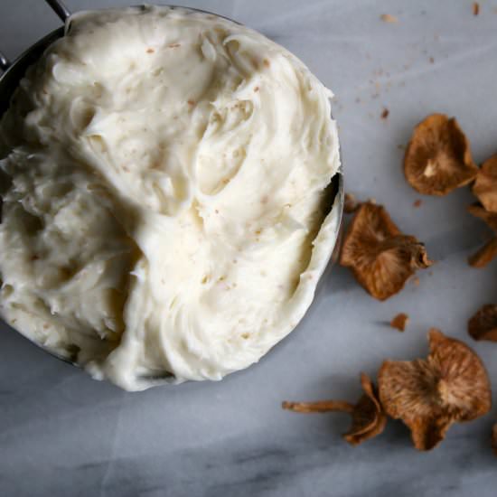 Candy Cap Cream Cheese Frosting - Recipe photo by cakebloom