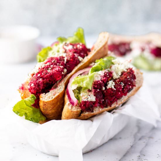 Mediterranean beet lentil burger - Recipe photo by heyemilyann