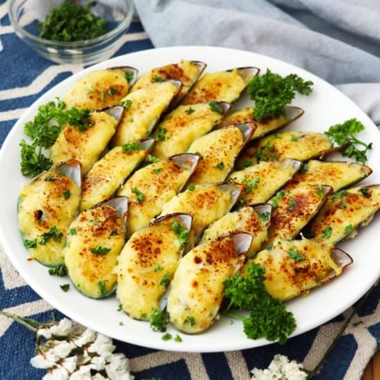 STUFFED BAKED MUSSELS - Recipe photo by foxy folksy