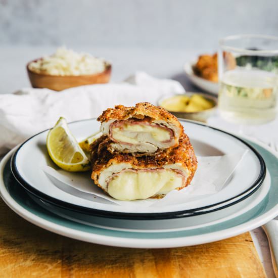 Chicken Cordon Bleu - Recipe photo by jernejkitchen