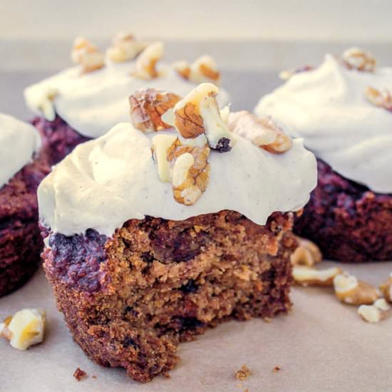 Carrot Cake Muffins (vegan + gf) - Recipe photo by vancouverwithlove