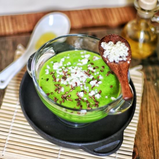 Green pea soup with feta cheese - Recipe photo by Lemabor