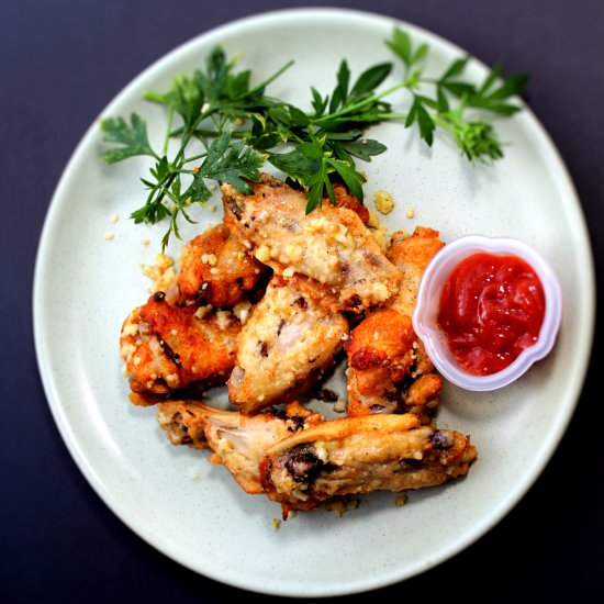 Garlic Parmesan Chicken Wings - Recipe photo by piggyout
