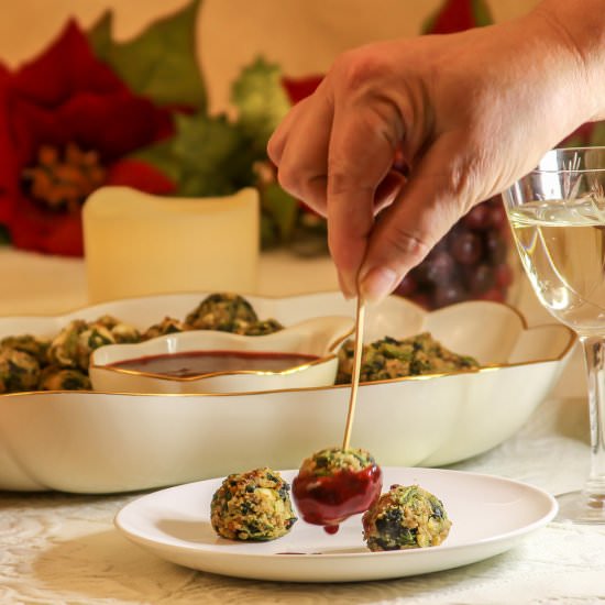 Easy Spinach and Sausage Balls - Recipe photo by The Salted Pepper
