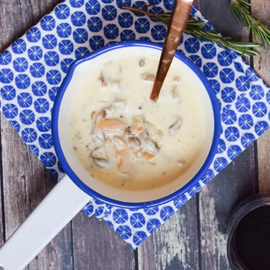 Lactose-free mushroom cream sauce - Recipe photo by karlijn2