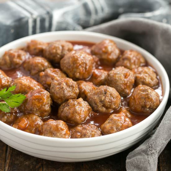 Apricot Glazed Cocktail Meatballs - Recipe photo by thatskinnychickcanbake