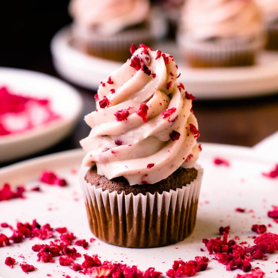 Raspberry Gingerbread Mini Cupcakes - Recipe photo by b. sweet