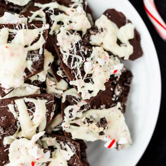 Oreo Peppermint Bark - Recipe photo by SugarSpicesLife
