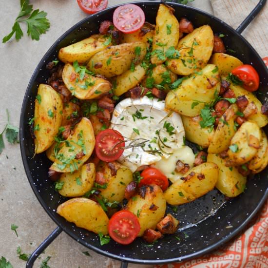 Baked potatoes with bacon - Recipe photo by Anyzkowo