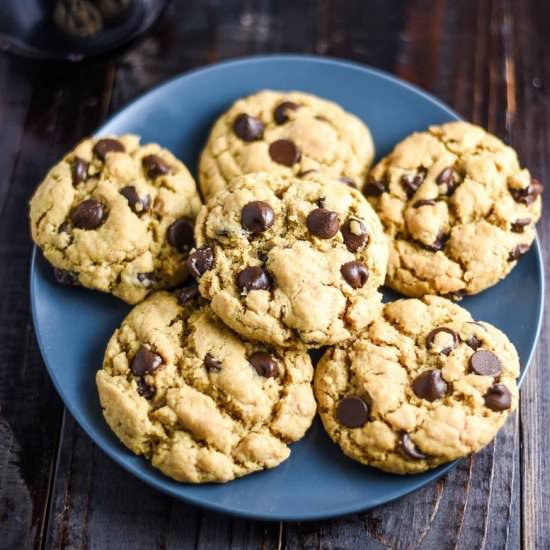 Vegan PB Chocolate Chip Cookies - Recipe photo by plantandvine