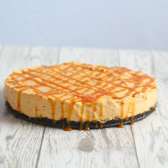 No Bake Caramel Cheesecake - Recipe photo by Apply to Face Blog