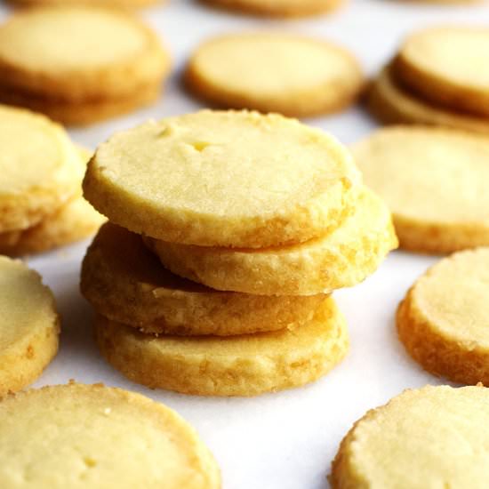 Butter Cookies - Recipe photo by PinchandSwirl