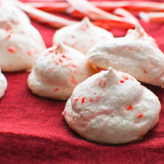 Christmas Meringues - Recipe photo by garlic and zest